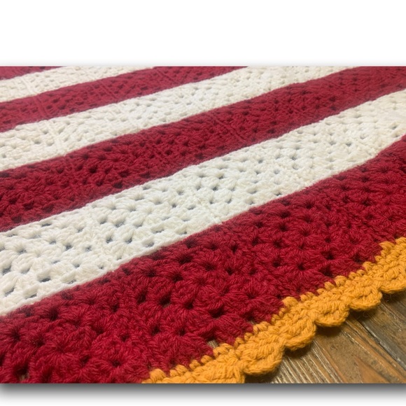 Old Glory 🇺🇸 Handcrafted Vintage Blanket - Picture 3 of 13
